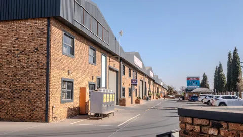 34 Rd 5, Brentwood Park 